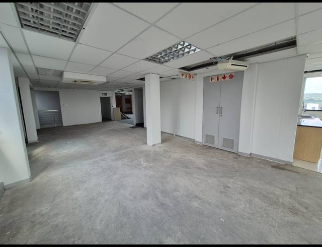 712M² OFFICE TO LET IN RIVONIA